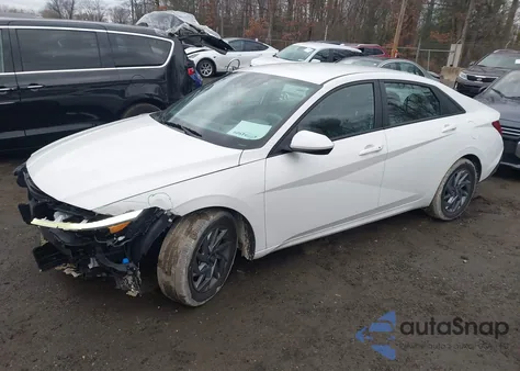2024 Hyundai Elantra Sel from USA, damaged, VIN KMHLM4DG3RU663077